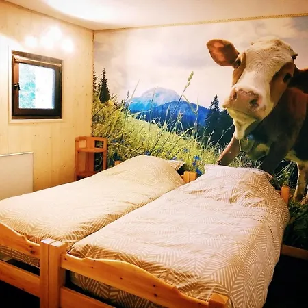 Le Remarquable, Voland Dağ evi *